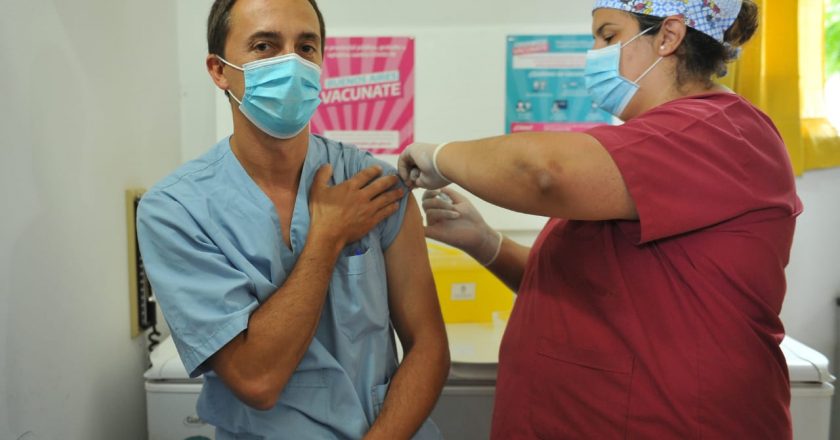 Comenzó la aplicación de la cuarta dosis contra el coronavirus en provincia de Buenos Aires