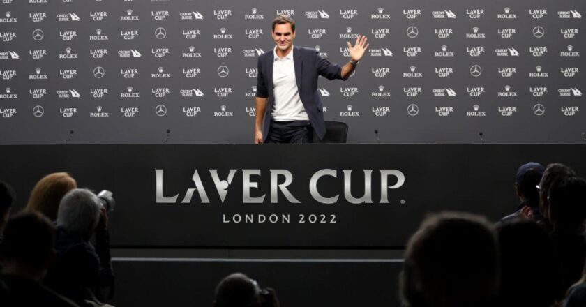 Jugando dobles junto a Nadal en la Laver Cup, Federer cierra su brillante carrera en el tenis
