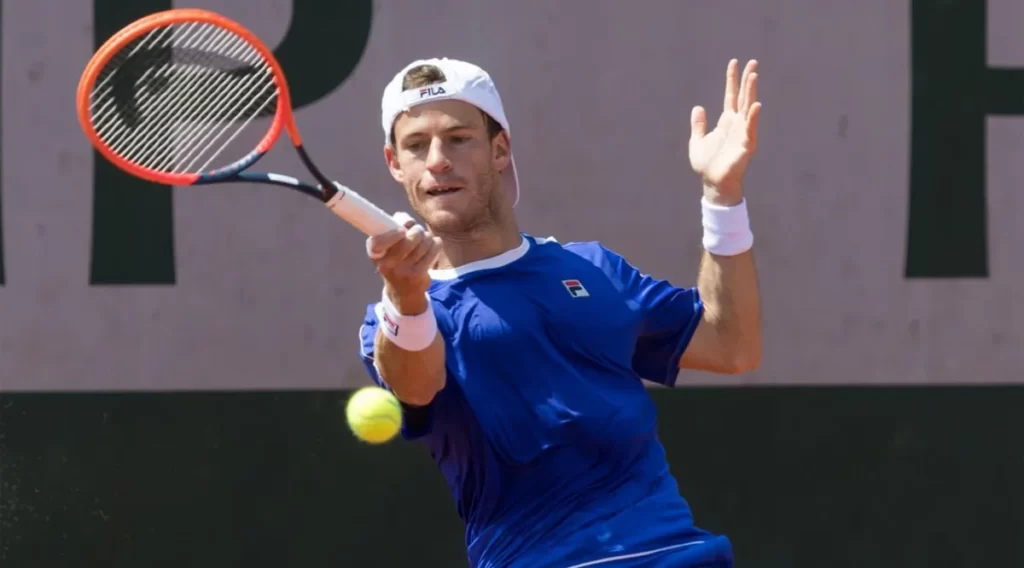 Il “piccolo” Schwartzman ha affrontato il greco Tsitsipas nel terzo round del Roland Garros